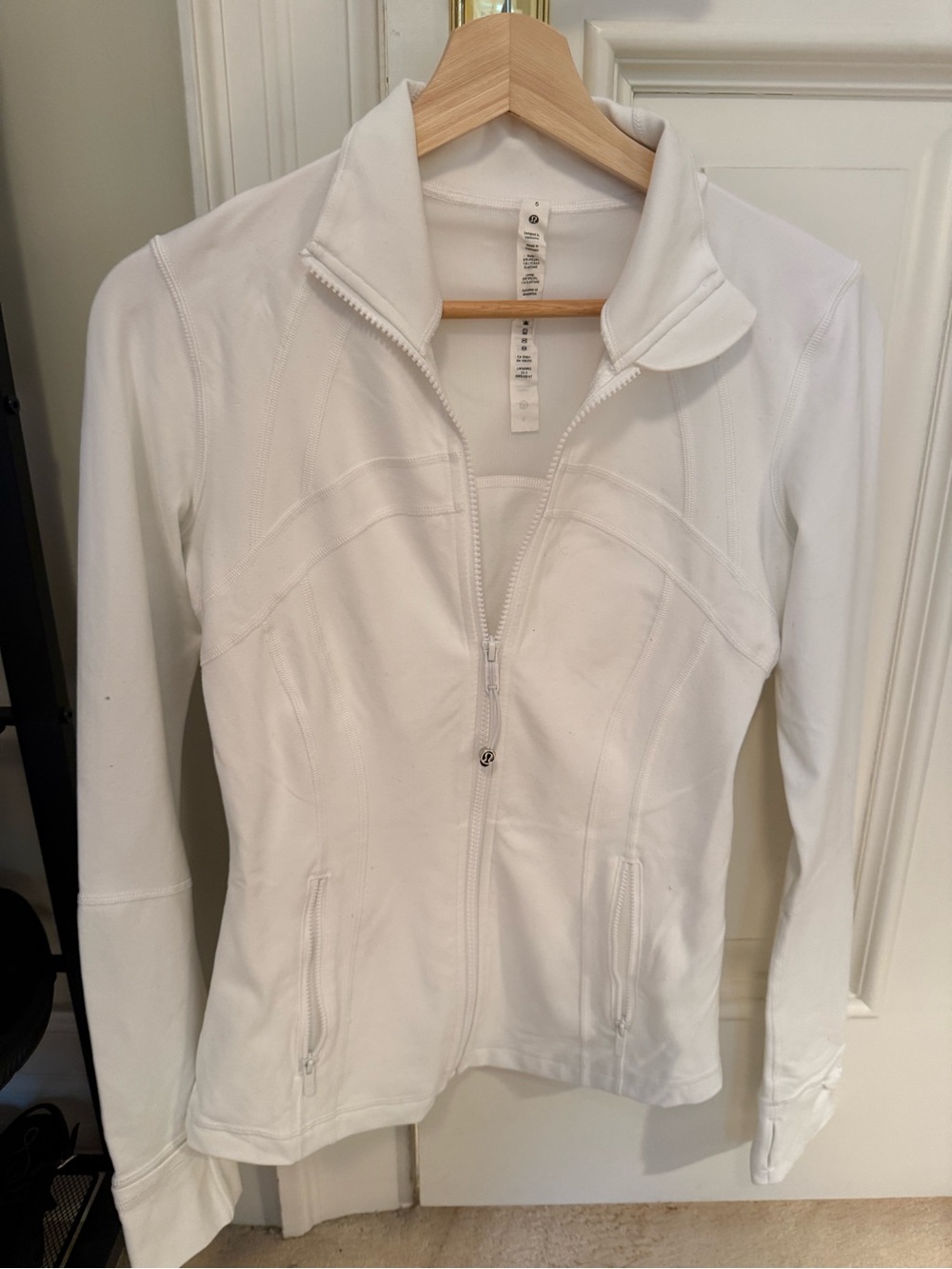 Lululemon define jacket Women's Zip-Up Jacket color White